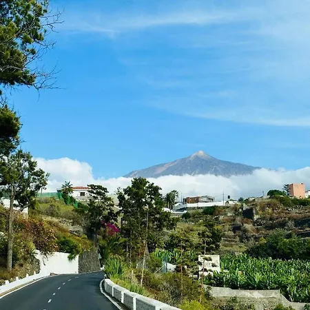 公寓 Blue Monis With Amazing Views