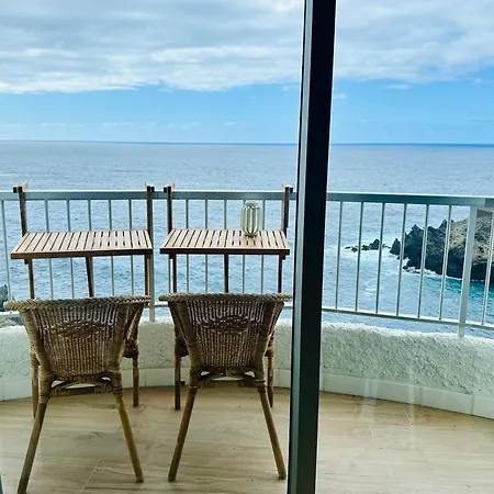 Blue Monis With Amazing Views *