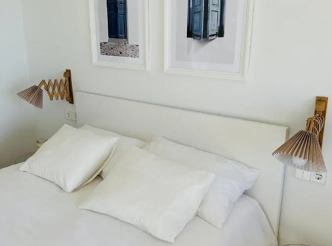 Blue Monis With Amazing Views * Икод-де-лос-Винос