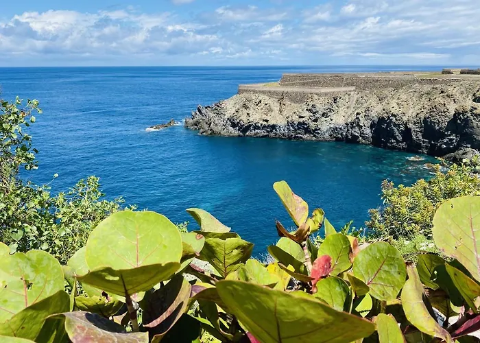 Blue Monis With Amazing Views Апартаменты