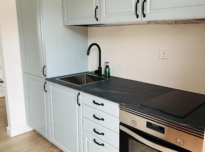 Blue Monis With Amazing Views *