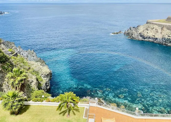 Blue Monis With Amazing Views